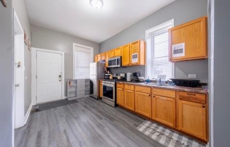 209 South Albany Avenue Chicago IL 60612