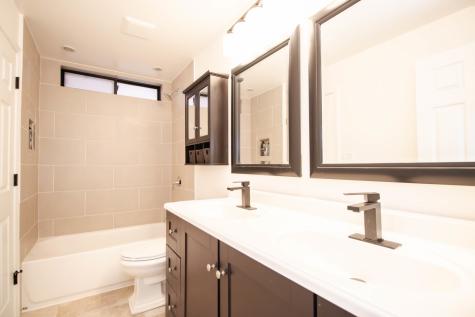 1471 North Larrabee Street Chicago IL 60610
