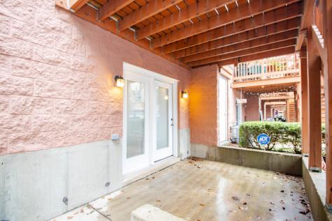 1471 North Larrabee Street Chicago IL 60610