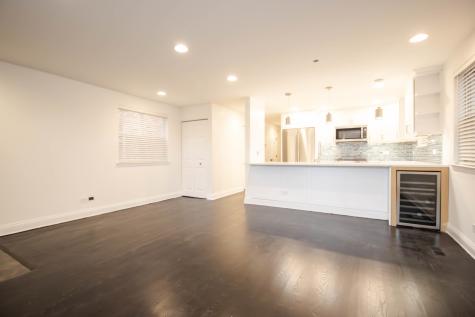 1471 North Larrabee Street Chicago IL 60610