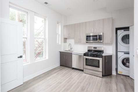 818 West 18th Street Chicago IL 60608