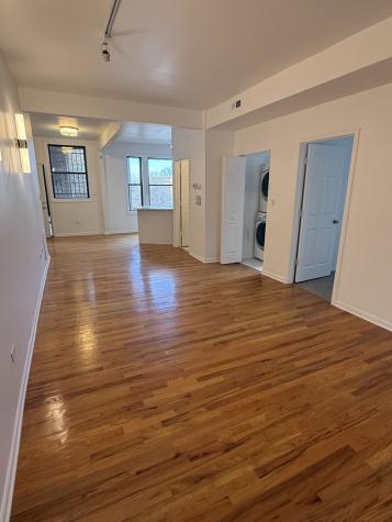 5726 South King Drive Chicago IL 60637