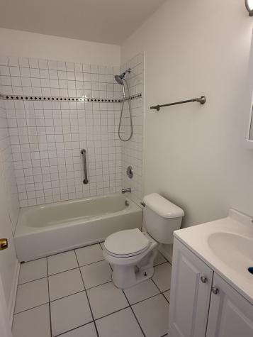 5726 South King Drive Chicago IL 60637