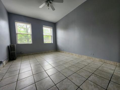 4764 North Virginia Avenue Chicago IL 60625