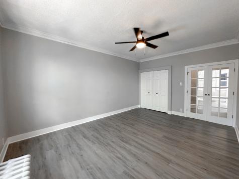 6207 North Winthrop Avenue Chicago IL 60660