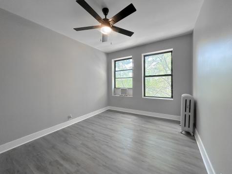 6207 North Winthrop Avenue Chicago IL 60660