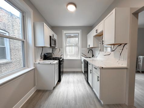 6207 North Winthrop Avenue Chicago IL 60660