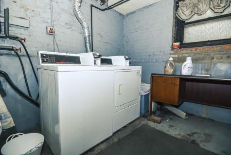 852 North Leavitt Street Chicago IL 60622