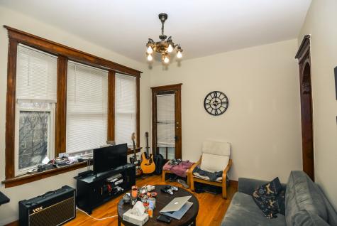 852 North Leavitt Street Chicago IL 60622