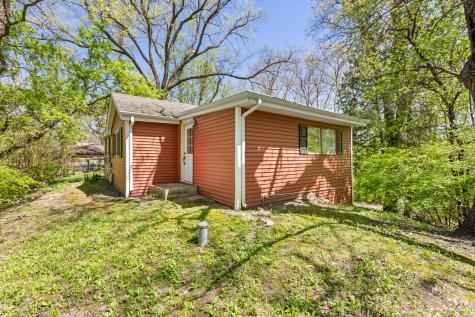 1010 Osage Drive Mchenry IL 60051
