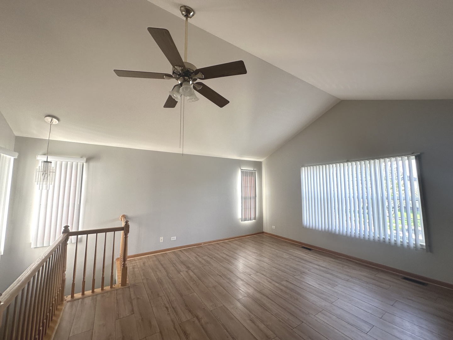 2503 Dickens Drive Aurora IL 60504