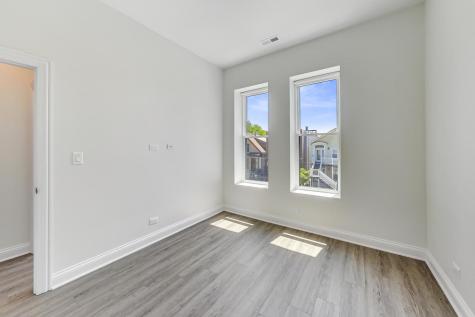 2312 West Ohio Street Chicago IL 60612
