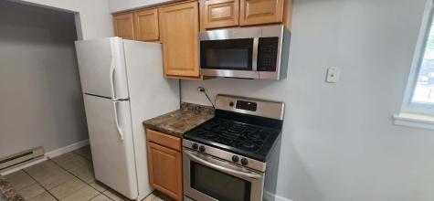 1910 West Hatherleigh Court Mount Prospect IL 60056