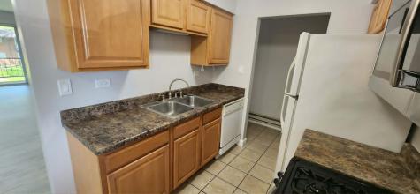 1910 West Hatherleigh Court Mount Prospect IL 60056