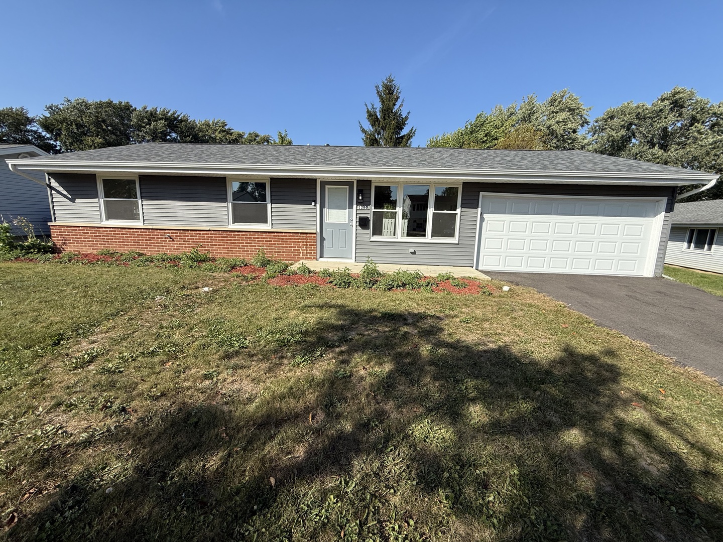 1220 Kingston Lane Schaumburg IL 60193