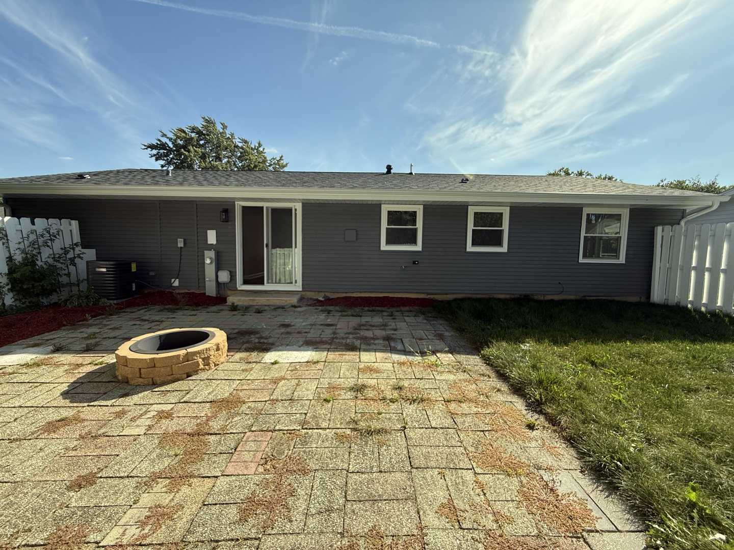 1220 Kingston Lane Schaumburg IL 60193