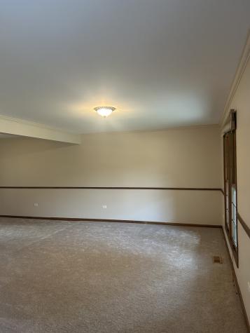 527 Springwood Lane Bolingbrook IL 60440