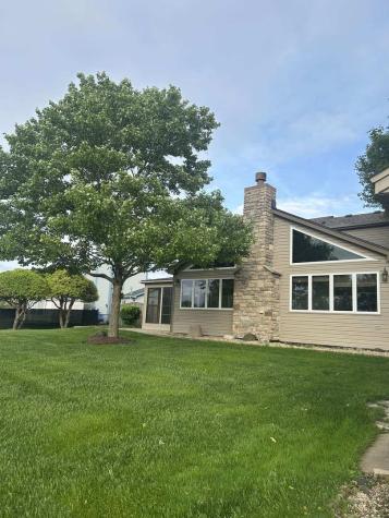 527 Springwood Lane Bolingbrook IL 60440