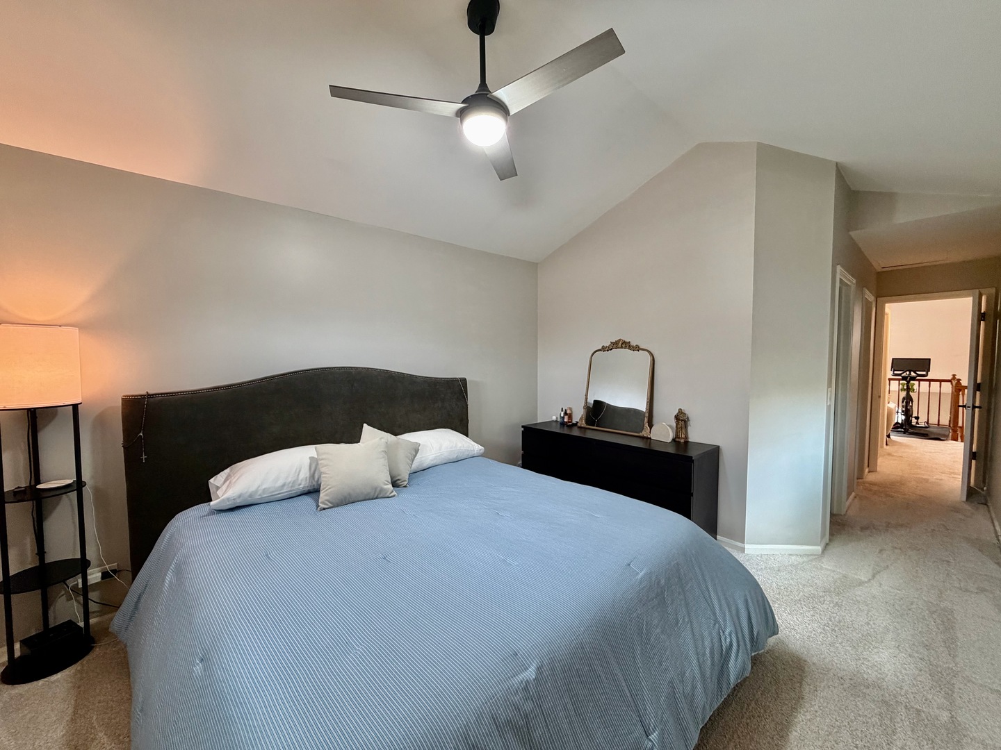 1353 Ridgefield Circle Carol Stream IL 60188
