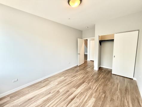 1900 West Lawrence Avenue Chicago IL 60640