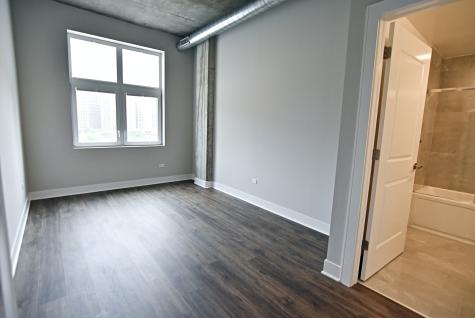 3833 North Broadway Street Chicago IL 60613