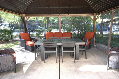 4645 West Belmont Avenue Chicago IL 60641