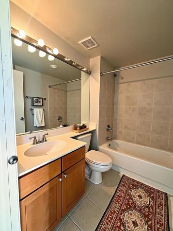 758 North Larrabee Street Chicago IL 60654