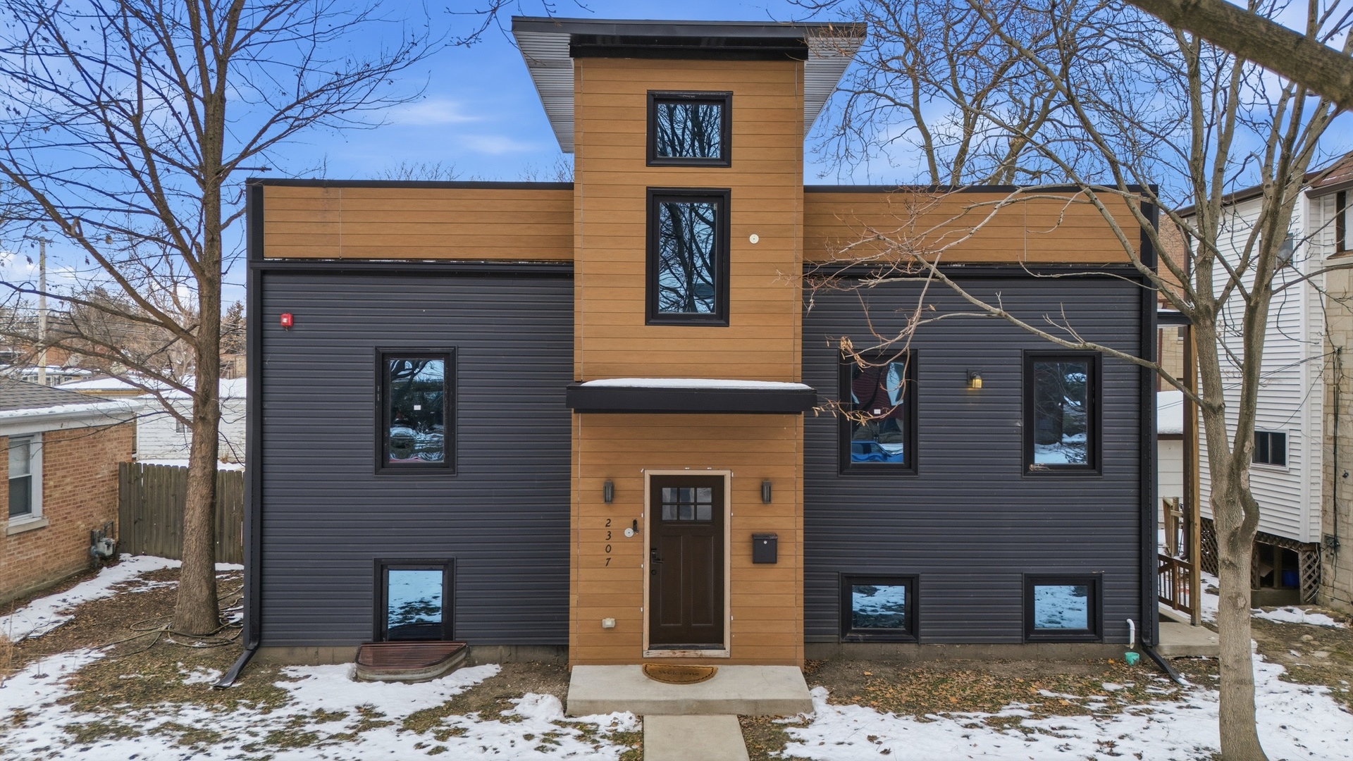 2307 Lake Street Evanston IL 60201