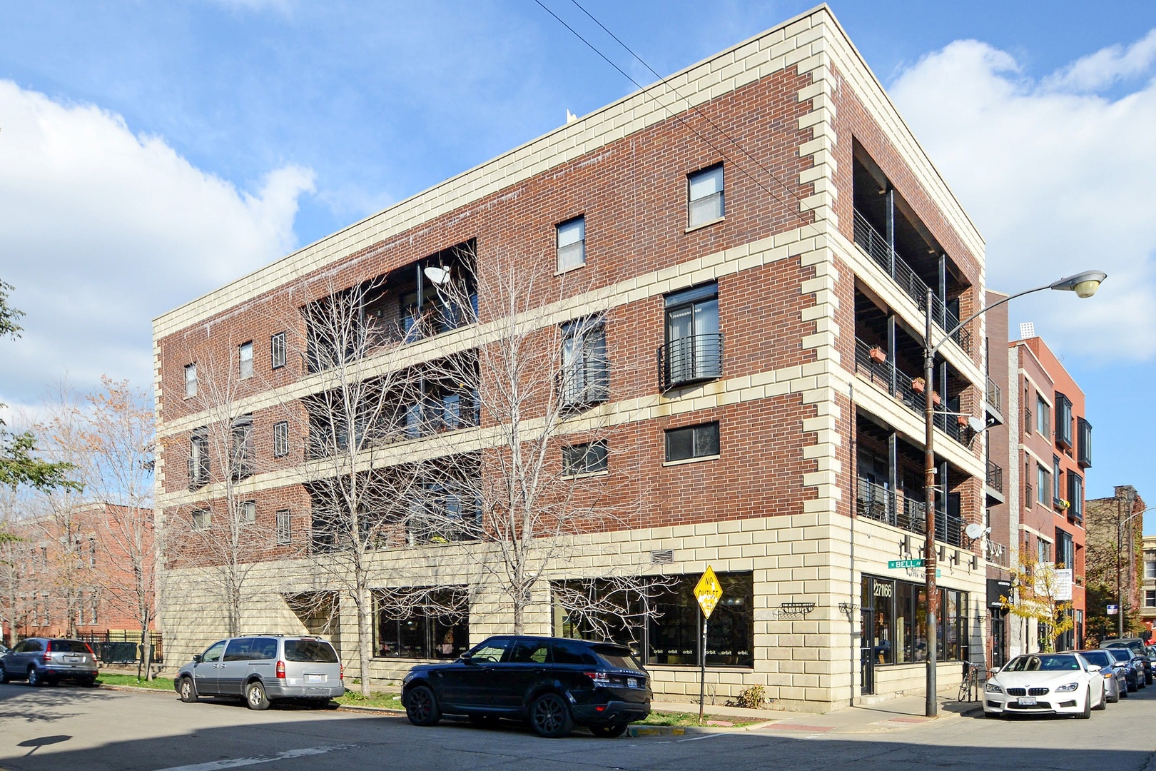 1611 North Bell Avenue Chicago IL 60647