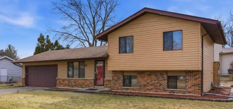 409 Kensington Drive Mchenry IL 60050