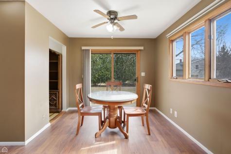 409 Kensington Drive Mchenry IL 60050