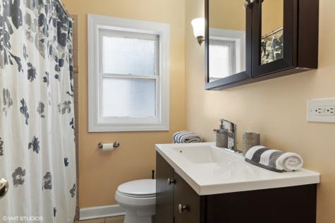 6017 North Austin Avenue Chicago IL 60646