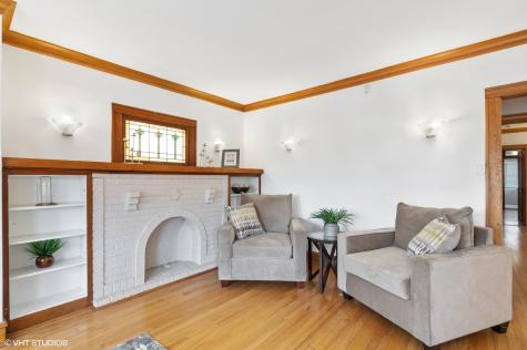6017 North Austin Avenue Chicago IL 60646