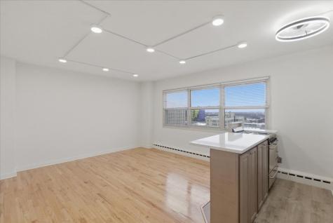5630 North Sheridan Road Chicago IL 60660