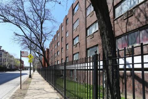1040 West Hollywood Avenue Chicago IL 60660