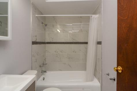 1040 West Hollywood Avenue Chicago IL 60660