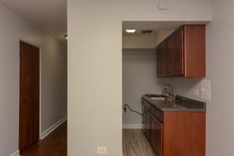 1040 West Hollywood Avenue Chicago IL 60660