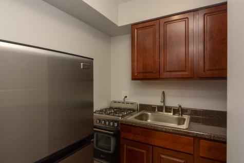 1040 West Hollywood Avenue Chicago IL 60660