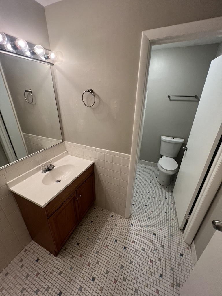 16W486 Lake Drive Willowbrook IL 60527