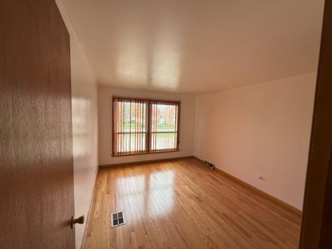 8037 South Wentworth Avenue Chicago IL 60620