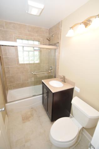 32 North Main Street Glen Ellyn IL 60137