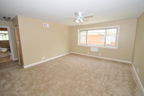 32 North Main Street Glen Ellyn IL 60137