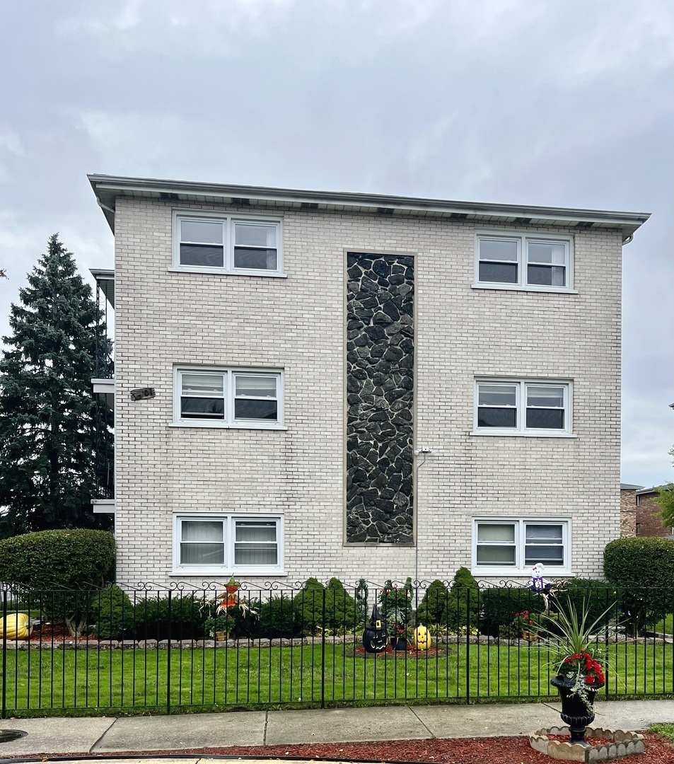 1601 Downs Drive Calumet City IL 60409