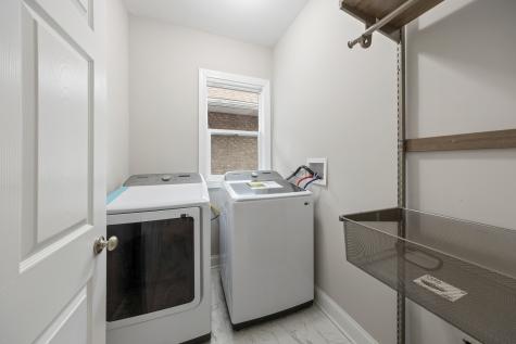434 North Pine Avenue Chicago IL 60644