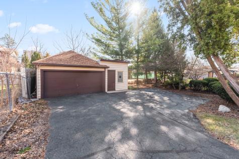 113 Elm Street Elgin IL 60123