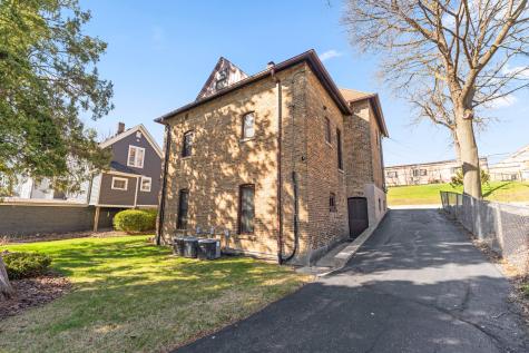 113 Elm Street Elgin IL 60123