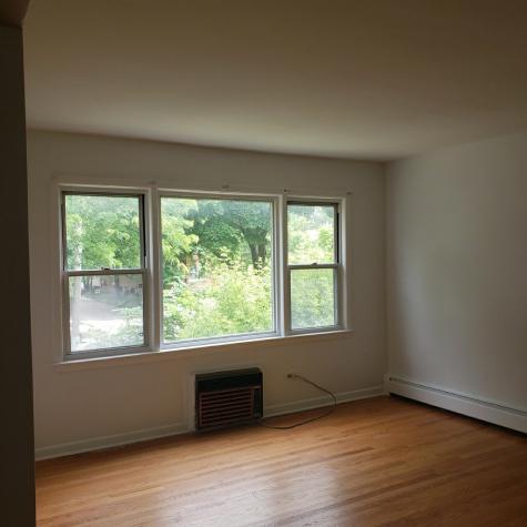 4851 Greenleaf Street Skokie IL 60077