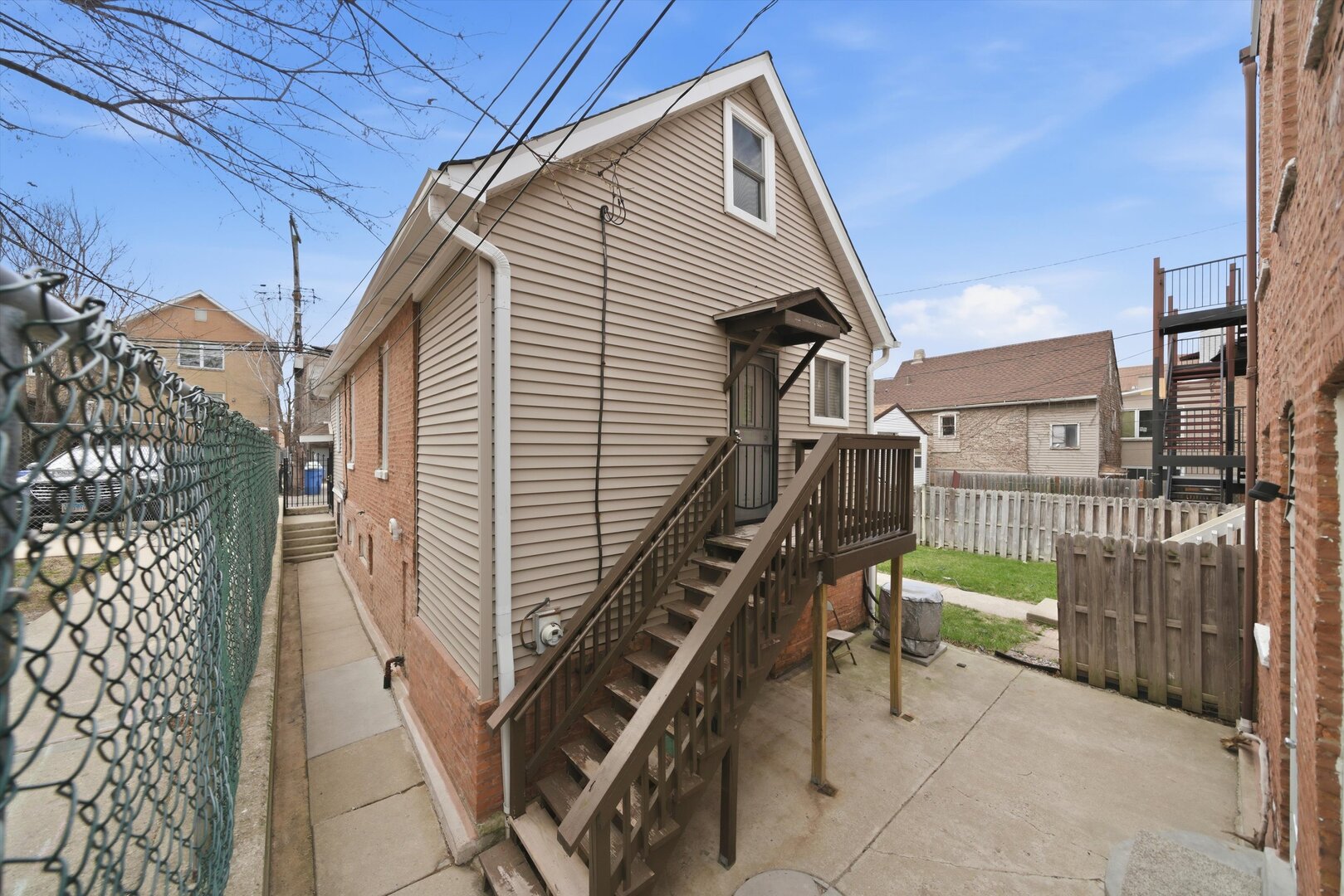 2125 West 18th Place Chicago IL 60608