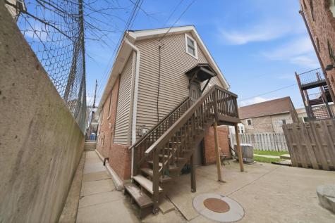 2125 West 18th Place Chicago IL 60608