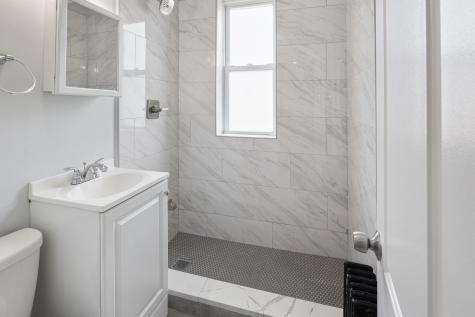 1608 West Sherwin Avenue Chicago IL 60626